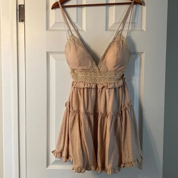 Southern Alternative Strappy Tan Summer Dress - Size Small - Mabel Brand Southern Alternative Strappy Tan Summer Dress - Size Small - Mabel Brand